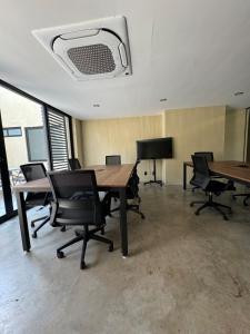 Estudio Nuevo a 7 min de playa, GYM, 2 albercas, Coworking, cerca de Plaza Central