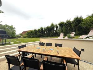 Maisons de vacances Gite Les 3 chats a Autry-Issards, Charme & Confort pour 8 pers. - FR-1-489-577 : Maison de Vacances