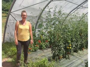 Maisons de vacances Gite de charme avec jardin, terrasse et poele a bois en pleine nature - FR-1-496-250 : photos des chambres