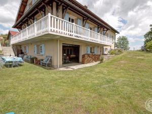 Maisons de vacances Maison lumineuse avec jardin, garage, jeux exterieurs, animaux acceptes - FR-1-496-291 : photos des chambres