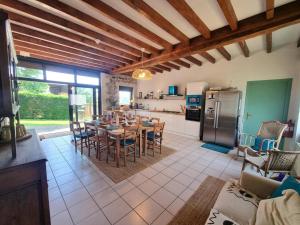 Gîte calme avec terrasse, animaux admis, près de lélevage de poneys - FR-1-496-326