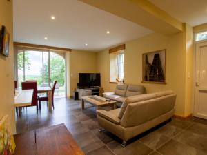 Maisons de vacances Maison en pierre - 3 chambres, Wifi, Animaux acceptes, Parking - FR-1-616-118 : photos des chambres