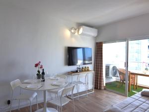 Estudio renovado a 50m de la playa en Roses - ES-204-77