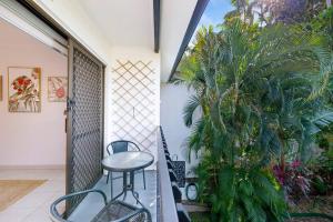 Casuarina Cove - Foreshore Tropical Escape near CBD