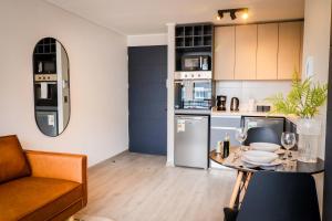 HOM I Depto 1D1B A Pasos Cerro Santa Lucia Stgo