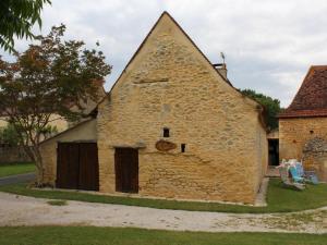 Maison ancienne restaurée avec cheminée, jardin privé et animaux admis - FR-1-616-388