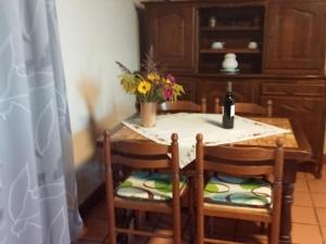 Maison ancienne restaurée avec cheminée, jardin privé et animaux admis - FR-1-616-388