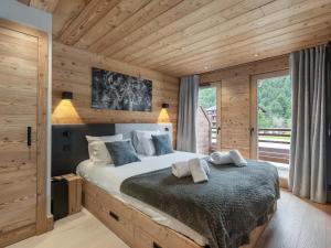 Appartement neuf près des pistes avec cheminée, proches commerces - FR-1-565-134