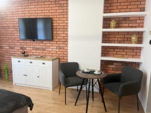 Apartament 8