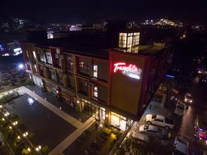 Travelite Express Hotel