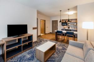 One-Bedroom Queen Suite room in Candlewood Suites Georgetown an IHG Hotel