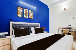 Collection O West Vinod Nagar Metro Station Formerly Royal Inn