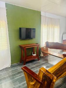 Cockatoo Room Rentals Siquijor