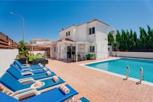 Villa Julie Ann - 4hvězdičkové hotely ve městě Ayia Napa
