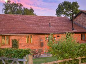 Castle Clover - Holiday homes, Bridgnorth