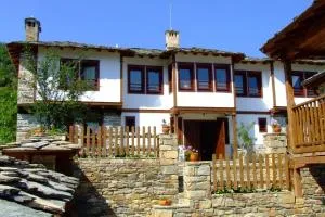 Complex Kosovo Houses - Ustina