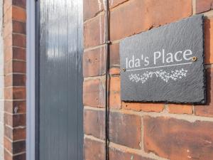 Ida's Place - Uk39577