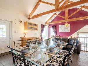 Seaviews And Hot Tub At Admirals Anchor