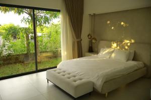 Huế Jade Hill Villa