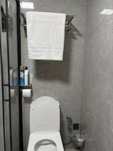 New! Luxury Apartment Riara road Heated pool & Fully fitted Gym