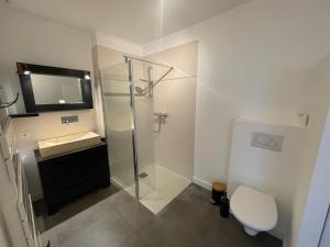 Villas Superbe loft lumineux a Caen, Loft : photos des chambres