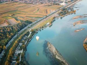Rustic Cottage with Pool
