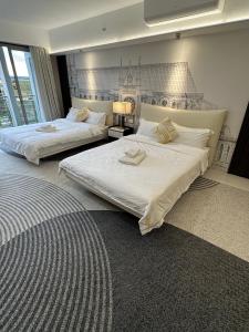 Luxury Hotel near City of Dreams, Solaire, NAIA, and MOA - City of Bridge