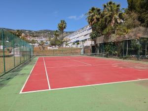 Relaxing seafront apartment