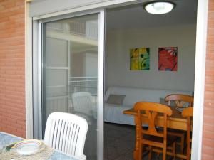 Apartamento en primera línea de mar - Solo familias - ES-314-36