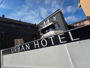 Urban Hotel