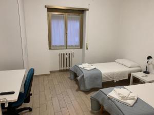 At Mollys metro A LucioSestio