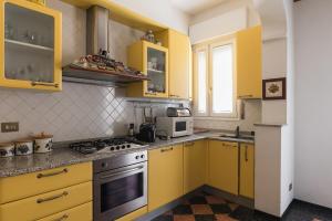 Pit Stop MotorValley - Near Modena Old Town