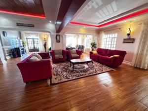 8 bedroom house nanyuki