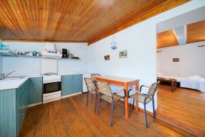 Small House - Panagia Village