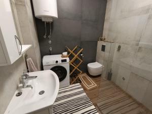 Gigi kod Dudove sume