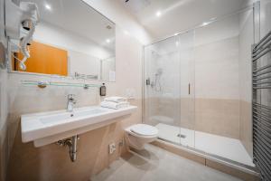 Comfort Double or Twin Room room in Hotel Atos