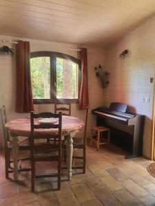 Chalets Superbe chalet en pleine nature : photos des chambres