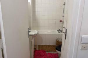 Appartements Studio for 2 near the city center : photos des chambres