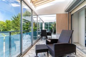 Maisons de vacances Californian villa with pool in Biot : photos des chambres