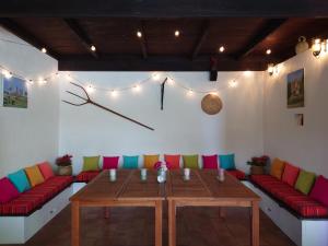 Maisons de vacances Chateau Rouge - petit chateau avec piscine - 8 chambres : photos des chambres