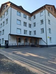 Готель Верховинський