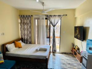 Brima Mangu Apartments, 1 Bedroom Buxton Point