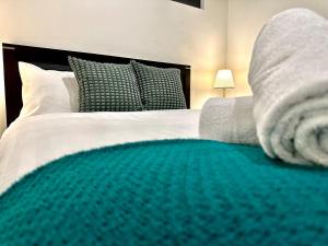 Cozy Apartment with Balcony