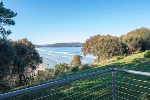 Seascape Cottage - Headland Stay near Whale Watching