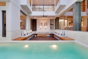 NEW! Luxury Modern 3BR Villa Kesatu in Canggu