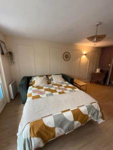 T2 élégant plus piscine