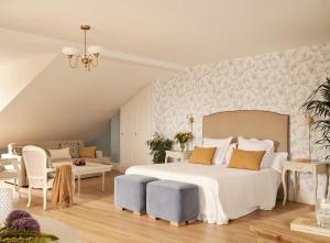 Deluxe Double Room room in Hotel Infanta Isabel