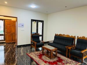 Away From Home - 9 - HomeStay, Entire 2 BHK Villa