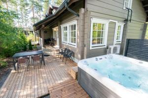 Villa Slalom 1 - 8 hlö, Himos Länsihuippu