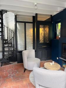 La Très Petite Tour